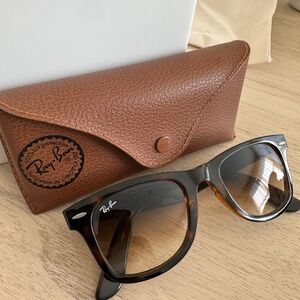 Ray-Ban Tortoise Shell Sunglasses